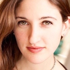 ElisabethAndrewsHeadshot